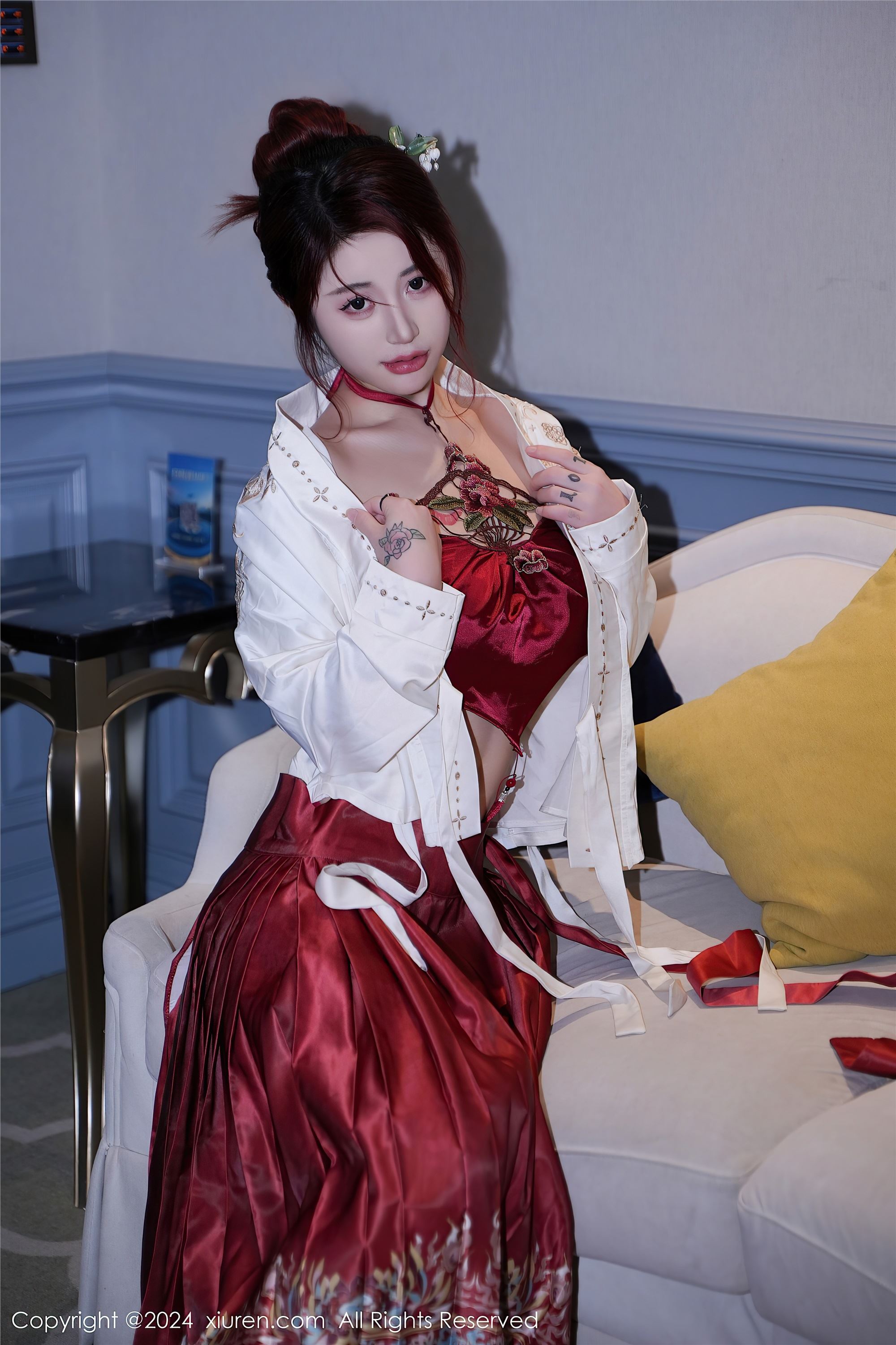 Xiuren秀人网 2024.01.19 NO.7985 美七Mia